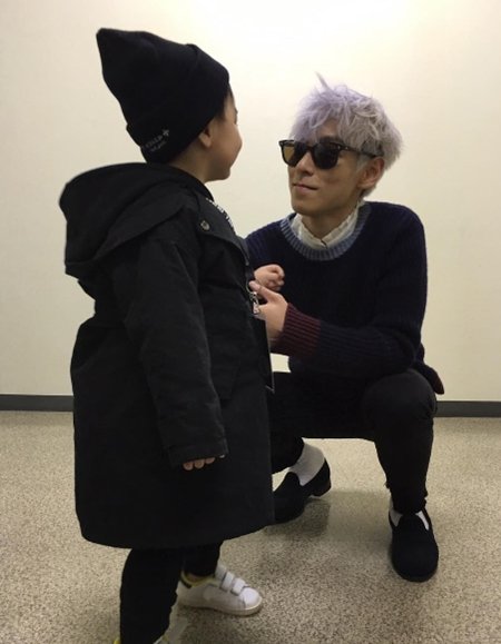 탑 이미지