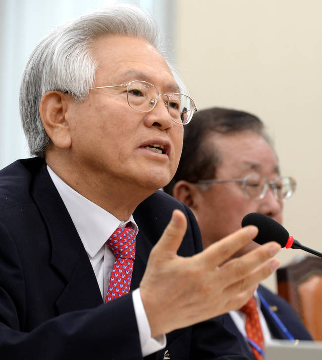 고영주