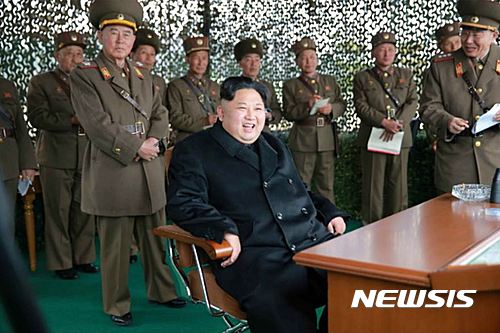 北 김정은 이달 7번째 軍행보..산악보병대대 스키훈련 참관 - 뉴시스