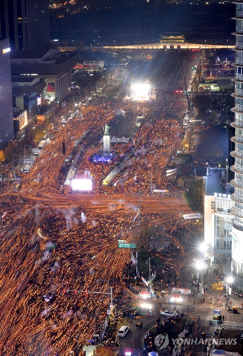 서울 지하철·버스 막차시간 30분 연장..집회 참가자 귀가편의 - 연합뉴스