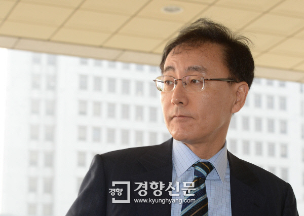 ['피의자' 박근혜]검 '강제수사 카드' 만지작 - 경향신문
