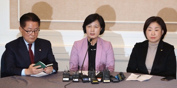 갈팡질팡 이미지