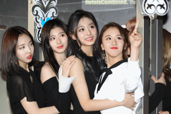 韩剧社区 69 ≡ 韩国馆 ≡ 69 韩流星闻区 69 【2016.12.