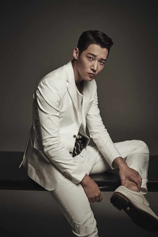 최진혁 이미지