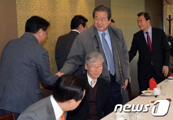 비주류 이미지