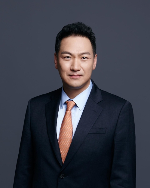 알바레즈앤마살 이미지