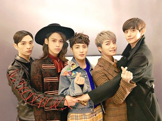 비트윈 이미지