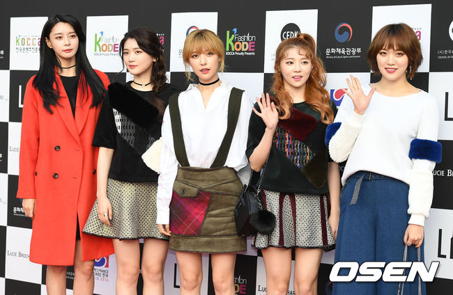 [단독] "대세 행보 잇는다"..헬로비너스 1월 11일 컴백 확정 | 인스티즈