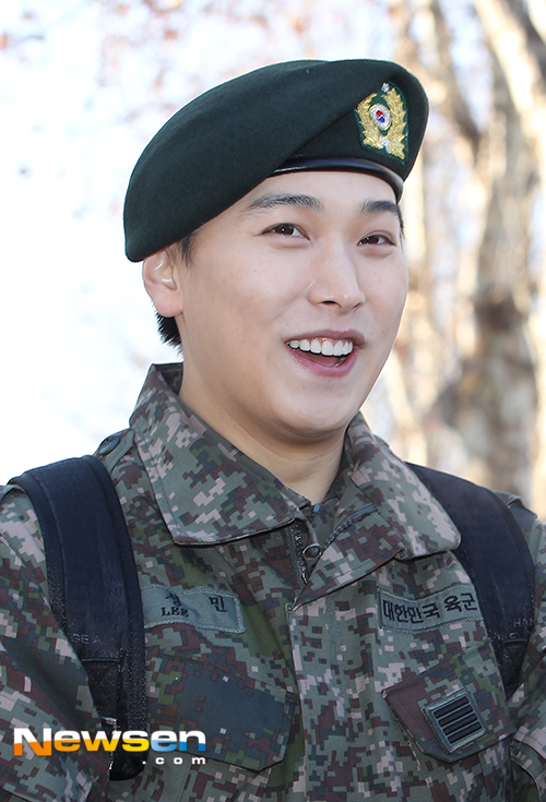 싱글벙글슈퍼 이미지