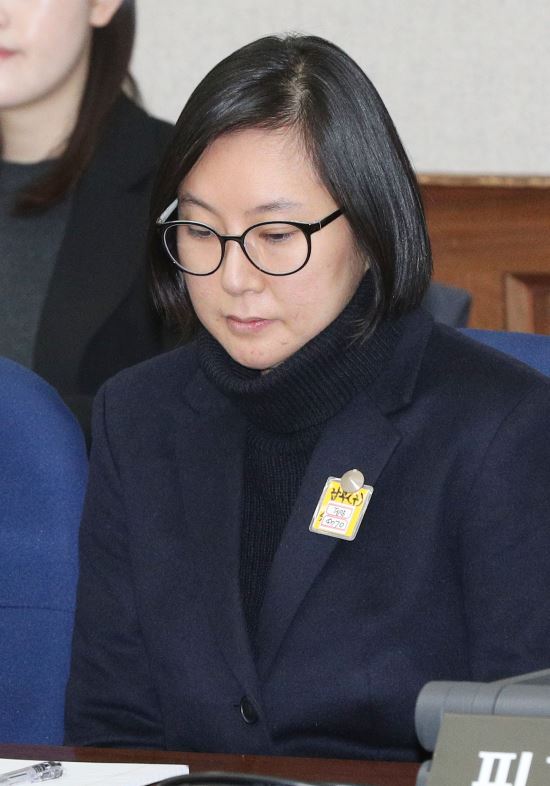 [포착] 장시호의 미소.. 최순실과 초반부터 '팽팽' | 인스티즈