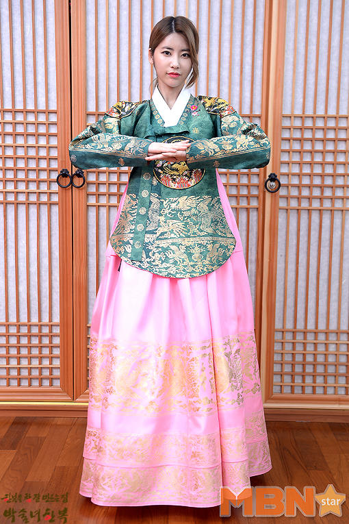 도깨비한복 이미지