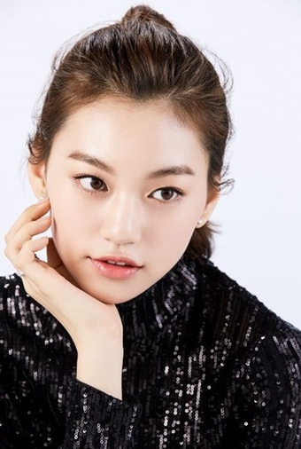 김도연피부 이미지