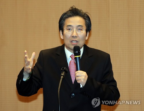 박 前대통령 탄핵대리인, 檢수사 방패로..