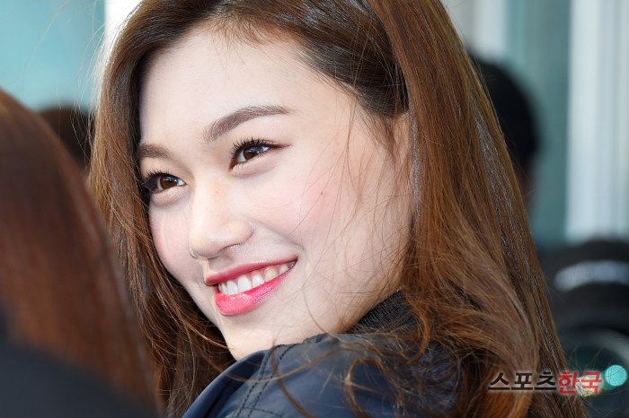 김도연피부 이미지