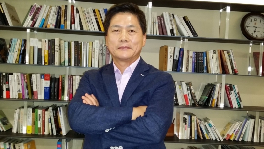 김진 이미지