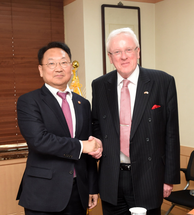 유일호 이미지