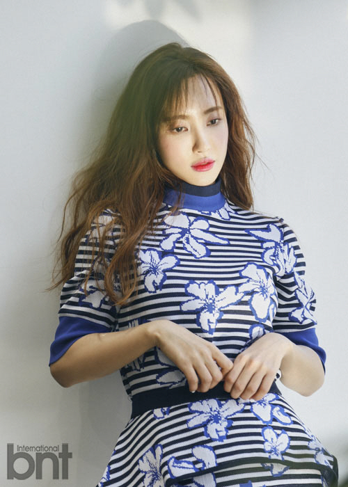 김윤서 이미지