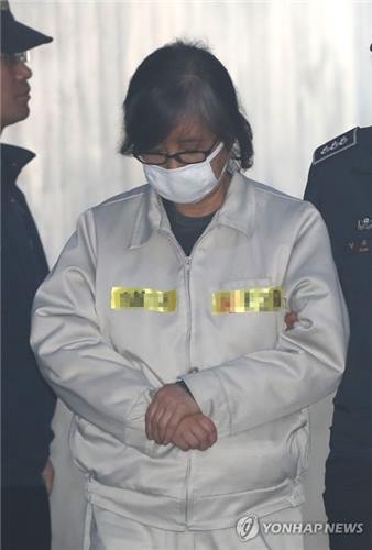 특검 '박근혜와 이익공유' 증거 제시..최순실