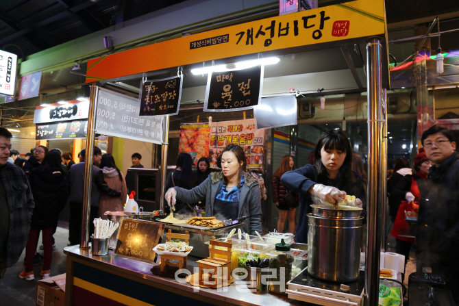 [야시장투어⑤] 맛깔나는 전주 여행 '남부시장 한옥마을 야시장'