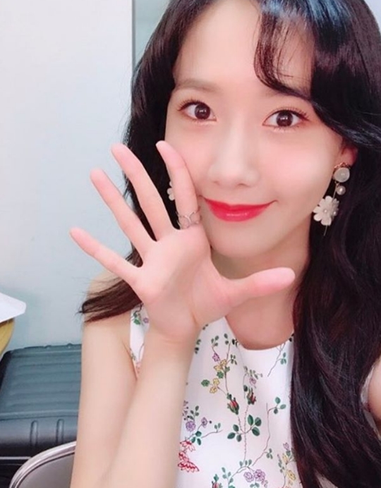 윤아 이미지