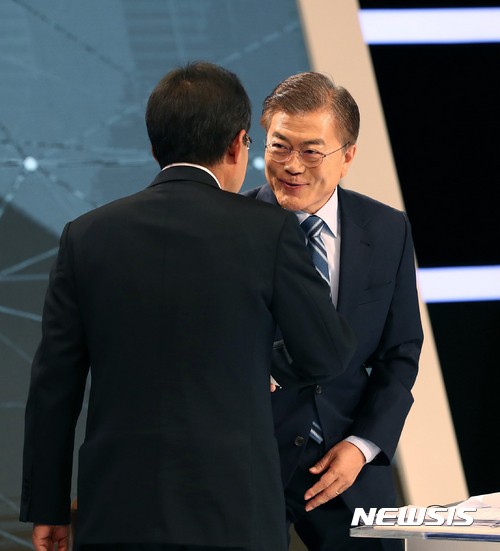 홍준표, 한미FTA통과