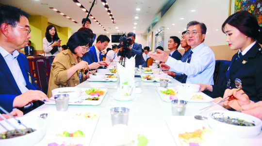동인구내식당 이미지