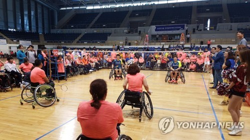 배드민턴퍼스트 이미지