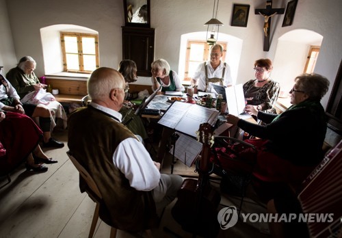 Upper Music 이미지