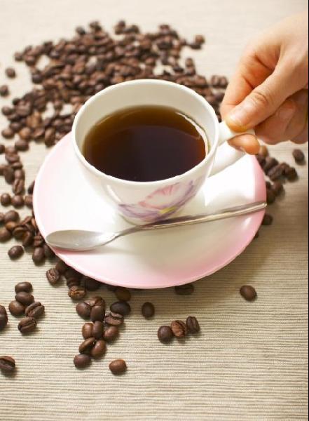 [헬스조선]하루 한 잔의 커피는 근감소증 예방에 도움이 되지만, 세 잔 이상은 오히려 비만 위험을 높인다는 연구 결과가 나왔다/사진=헬스조선 DB