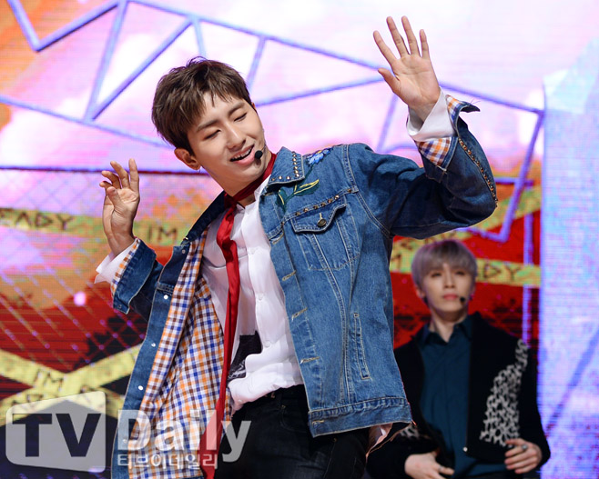 제이빈 이미지