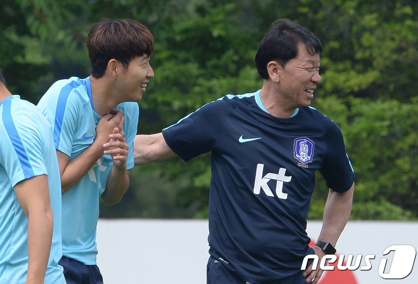 예쓰맨 이미지