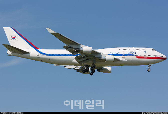 비행기 이미지
