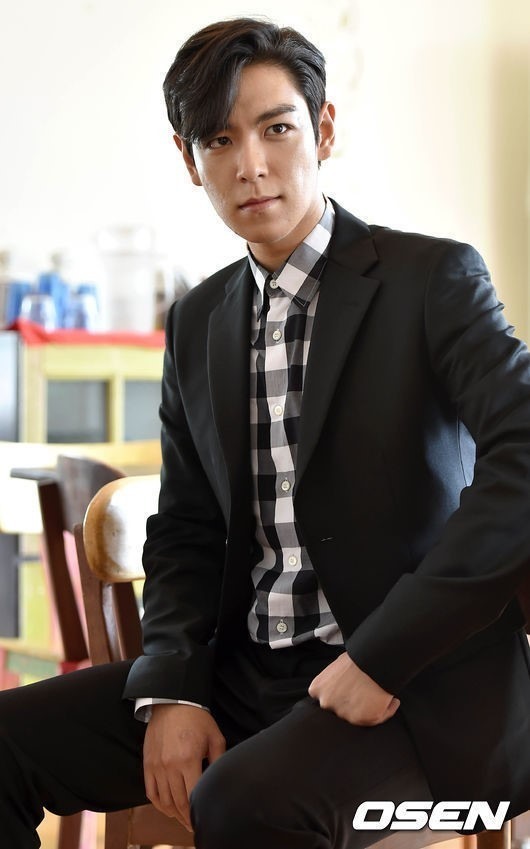 탑 이미지
