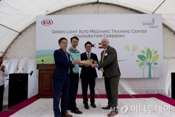 한국자동차정비센타 이미지