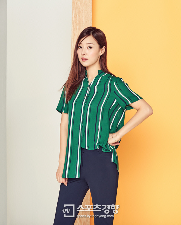 올리비아하슬러 이미지