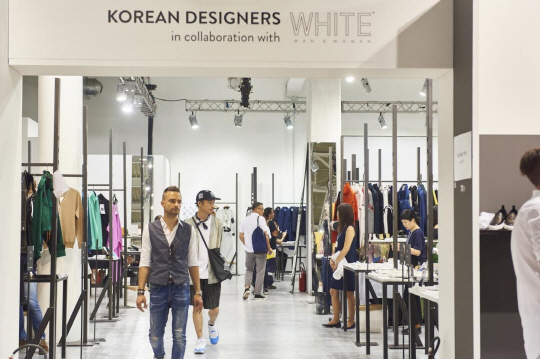 이례디자인 이미지