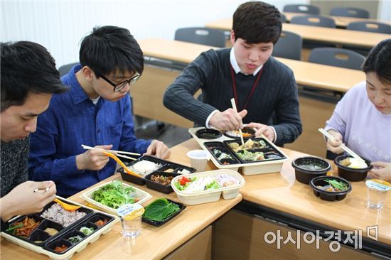 경기구내식당 이미지