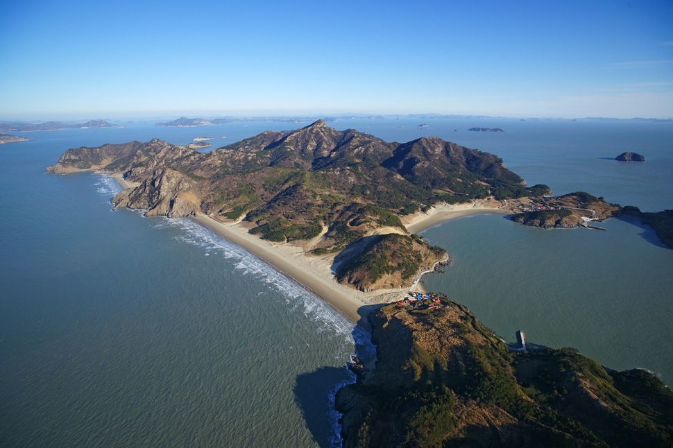 '모래산' 우뚝 솟은 >자산어보<의 탄생지