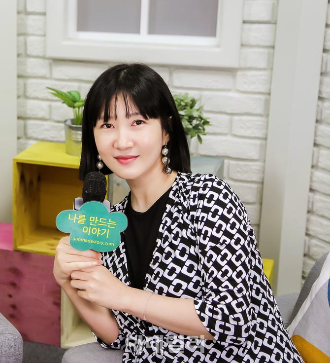 꽃꼬즌미스김 이미지