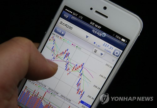 스마트폰 주식거래 '쑥쑥'..3.8%에서 7년만에 34%로 - 연합뉴스