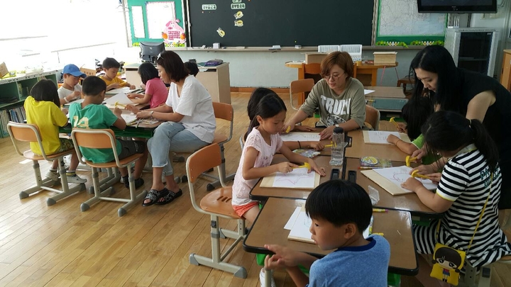 상상공작소 이미지