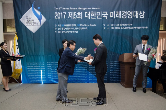 담뱃잎가게 이미지