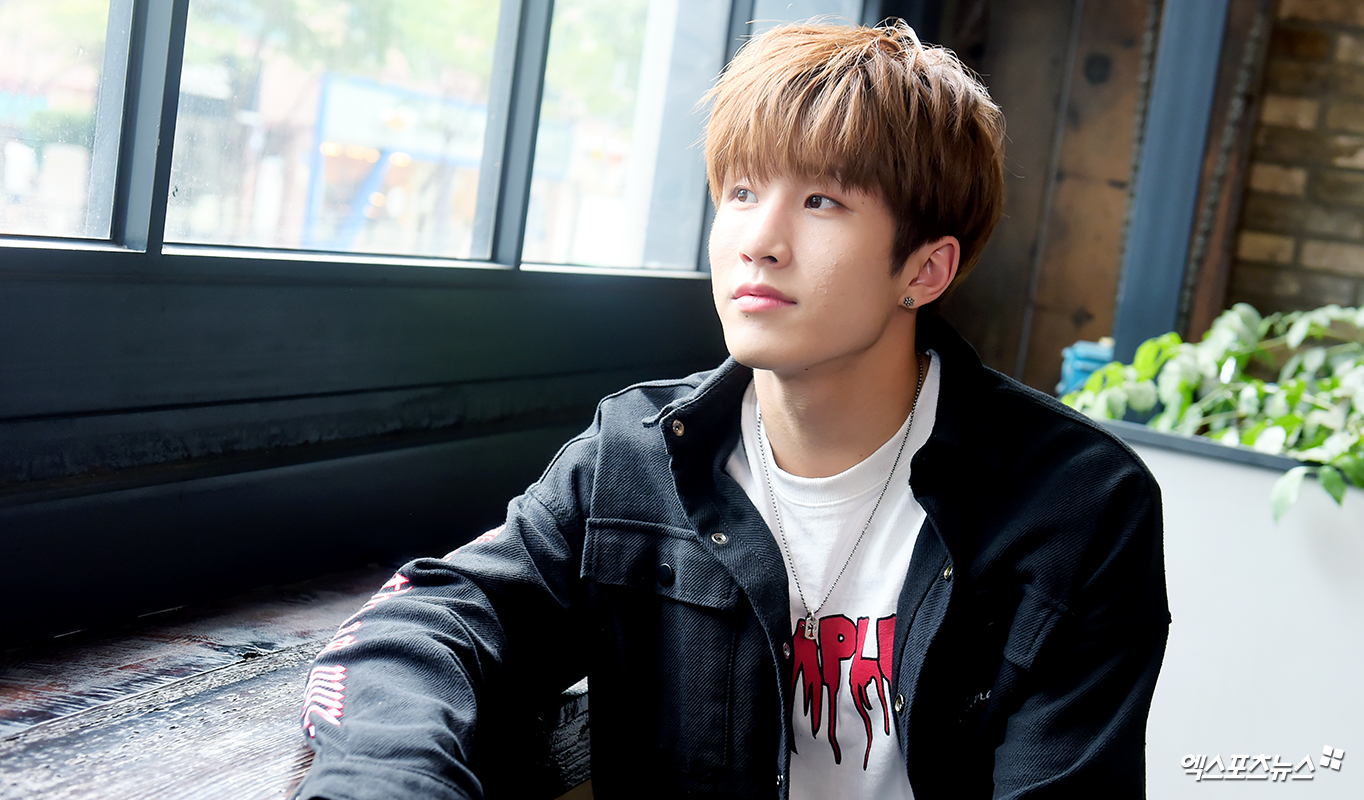 아스트로라운지 이미지