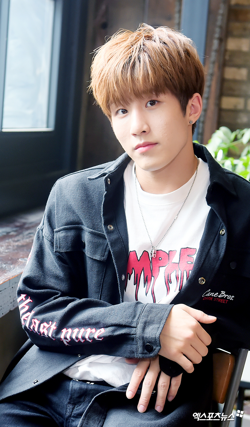 아스트로라운지 이미지