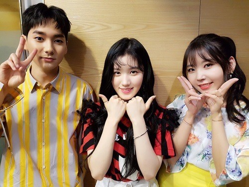 아론 이미지