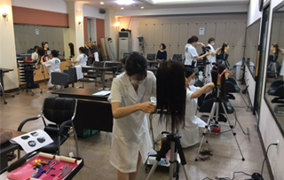 H style 헤어살롱 이미지