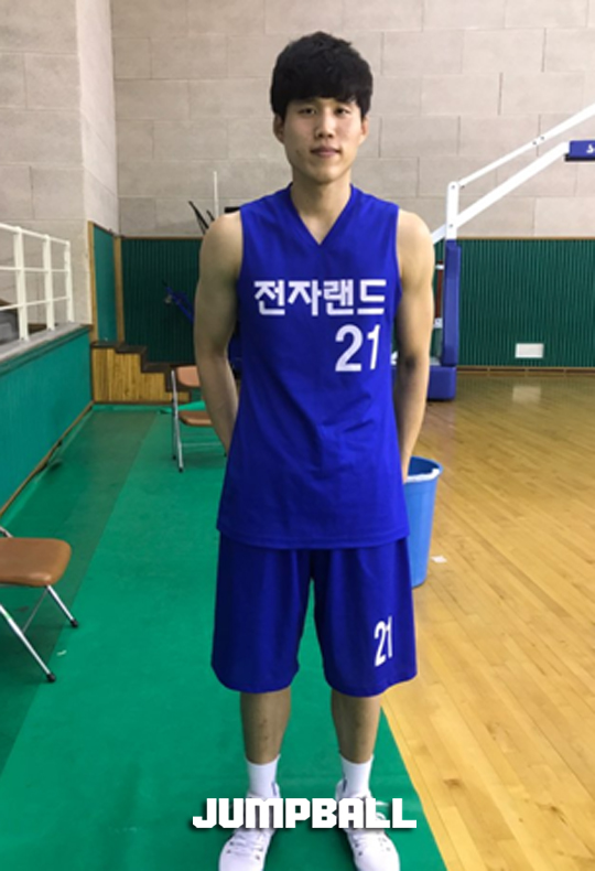 이*헌 이미지