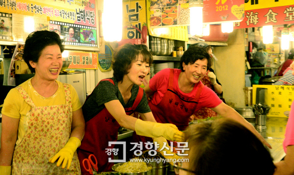 골목칼국수 이미지