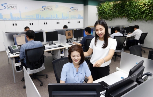 하이힐팬션 이미지