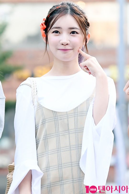 예쁨에반하다 이미지